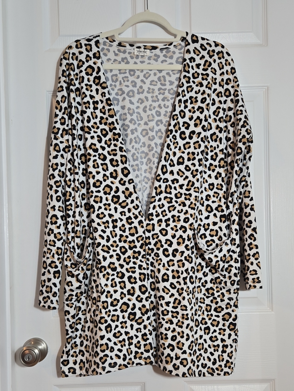 Texas True Threads White Tan Black Leopard Print Open-Front Cardigan Size Small